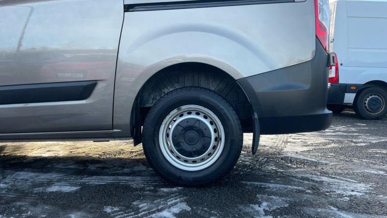 Ford Transit Custom 300 L1 Diesel Fwd 2.0 EcoBlue 105ps Low Roof Leader Van